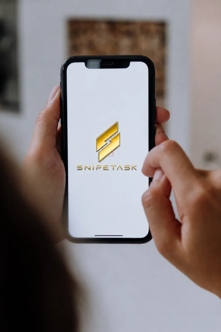Posting a home service task in the SnipeTask app